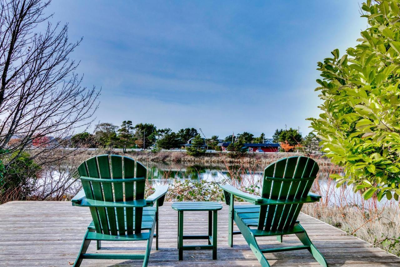 The River Belle Seaside Exterior photo